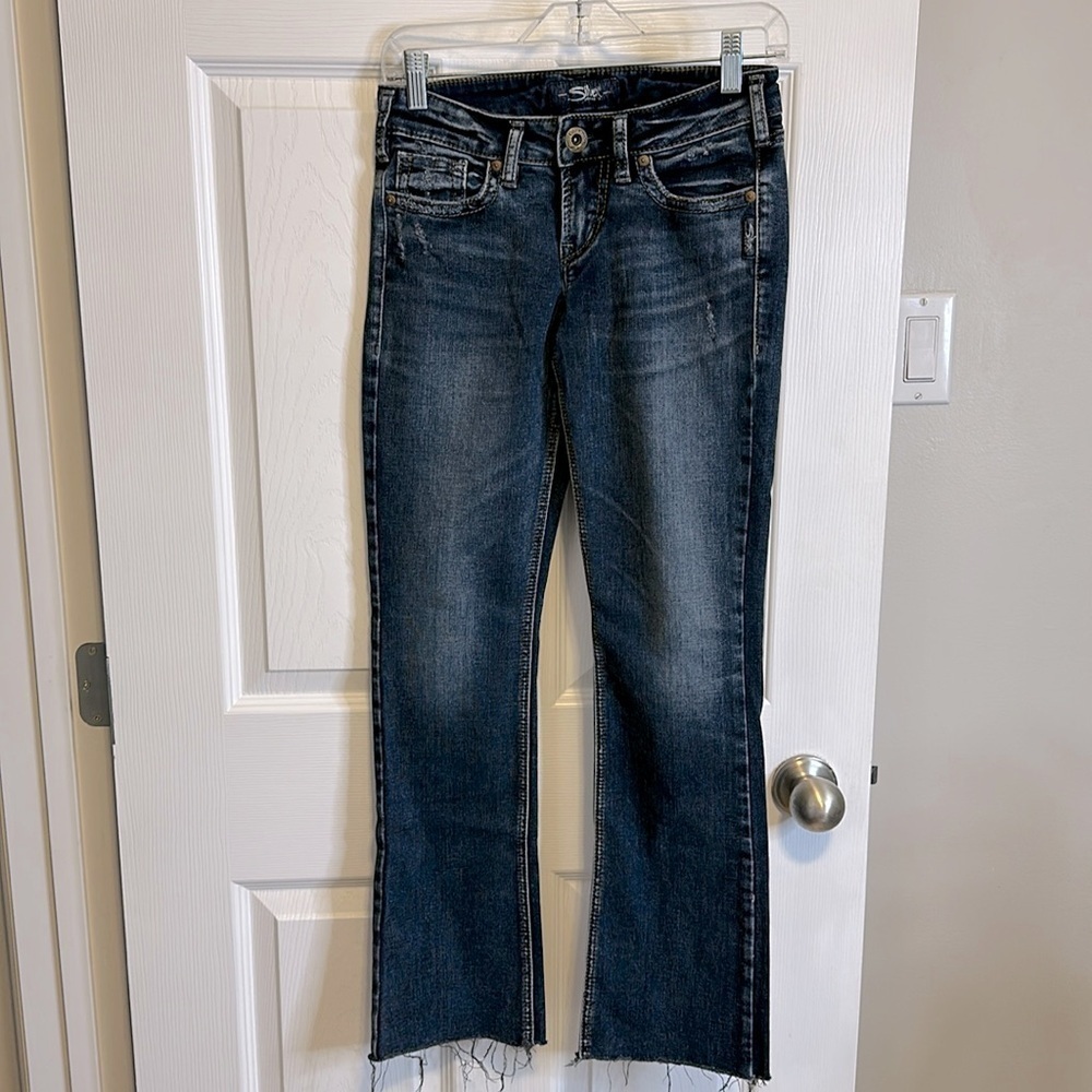 Silver TUESDAY slim boot W-2 6/L 31 and have been cut to be length 29